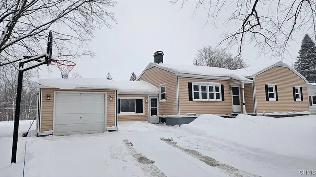 $2,400 | 56 Artillery Lane, Lysander, NY 13027