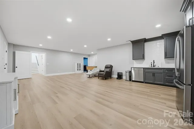 $1,199,000 | 6054 Willowbottom Road, Hickory, NC 28602