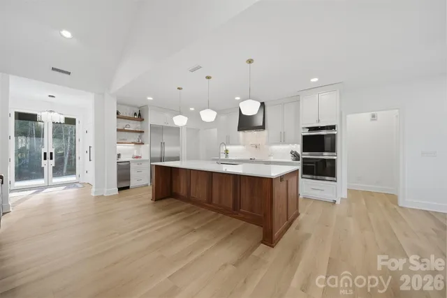 $1,199,000 | 6054 Willowbottom Road, Hickory, NC 28602