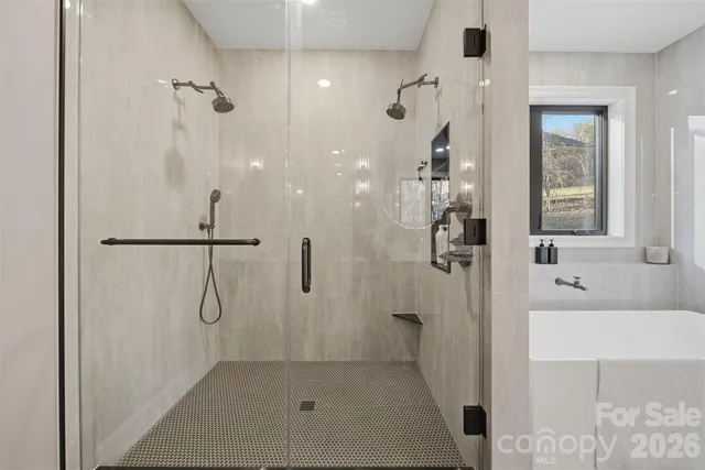 $1,199,000 | 6054 Willowbottom Road, Hickory, NC 28602