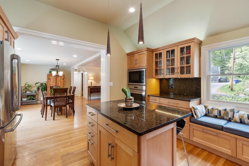 2 Doris Road Bedford, MA 01730 - Photo 10 of 33