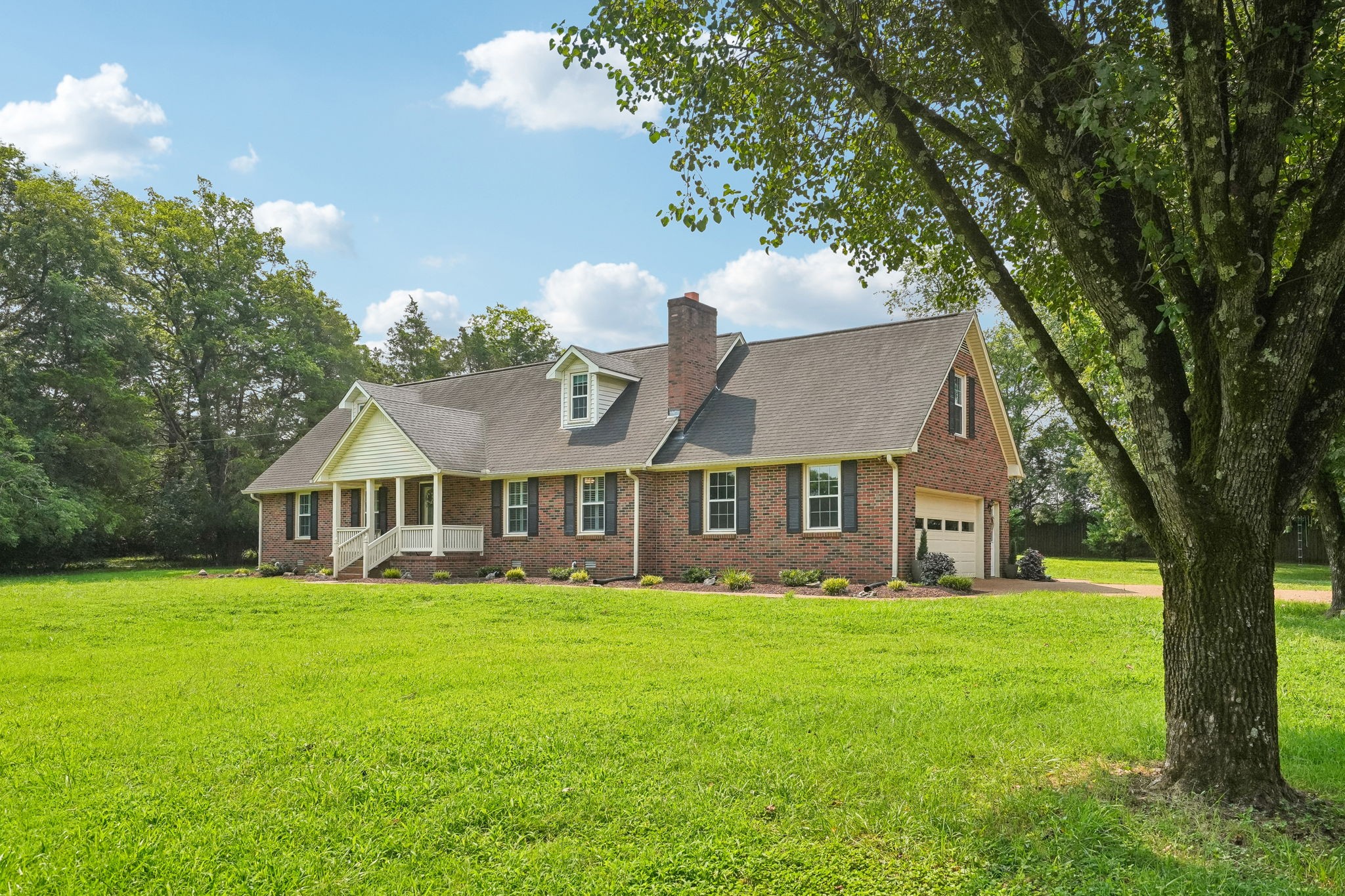 5299 Asbury Road Murfreesboro, TN 37129 - Photo 1 of 36