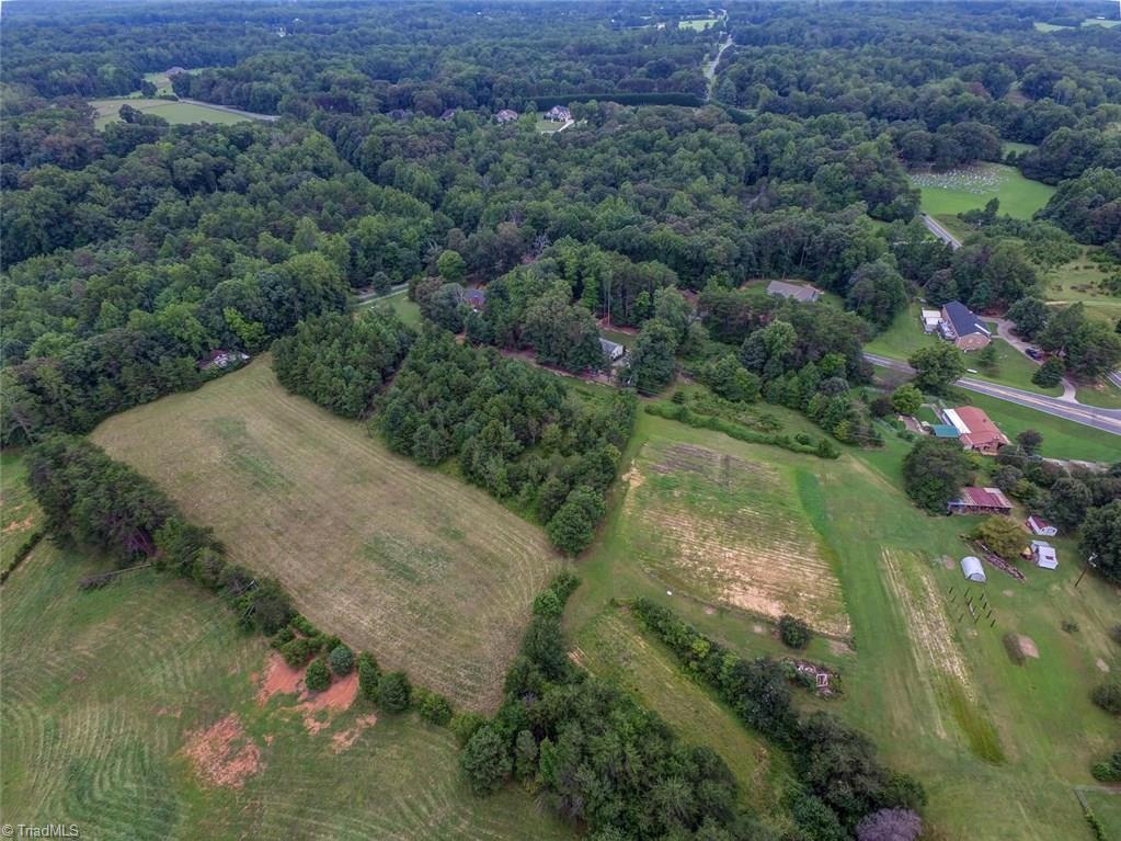 8136 Witty Road Summerfield, NC 27358 - Photo 4 of 7 Gallery Image 4