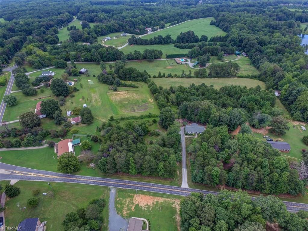 8136 Witty Road Summerfield, NC 27358 - Photo 5 of 7 Gallery Image 5
