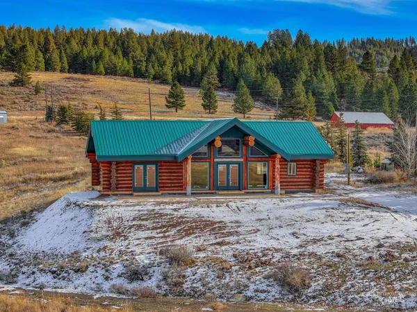 $699,000 | 12594 Takeuchi Drive, Donnelly, ID 83615