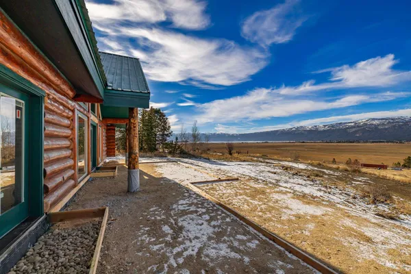 $699,000 | 12594 Takeuchi Drive, Donnelly, ID 83615