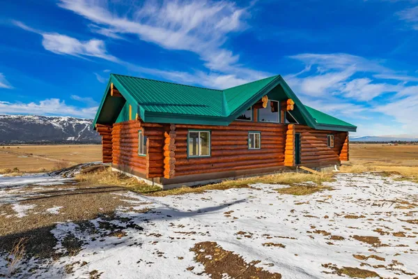$699,000 | 12594 Takeuchi Drive, Donnelly, ID 83615