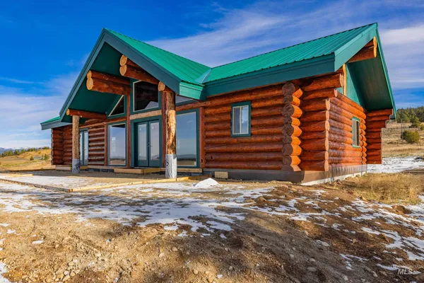 $699,000 | 12594 Takeuchi Drive, Donnelly, ID 83615