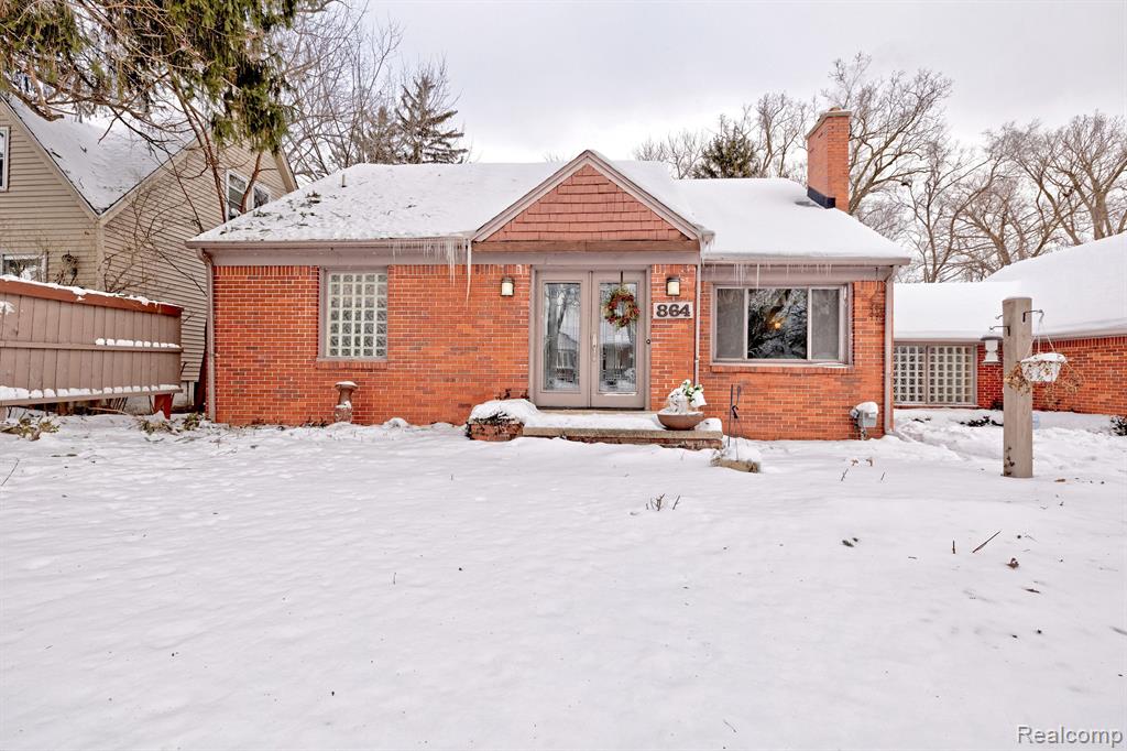 864 Menominee Road Pontiac, MI 48341 - Photo 4 of 54