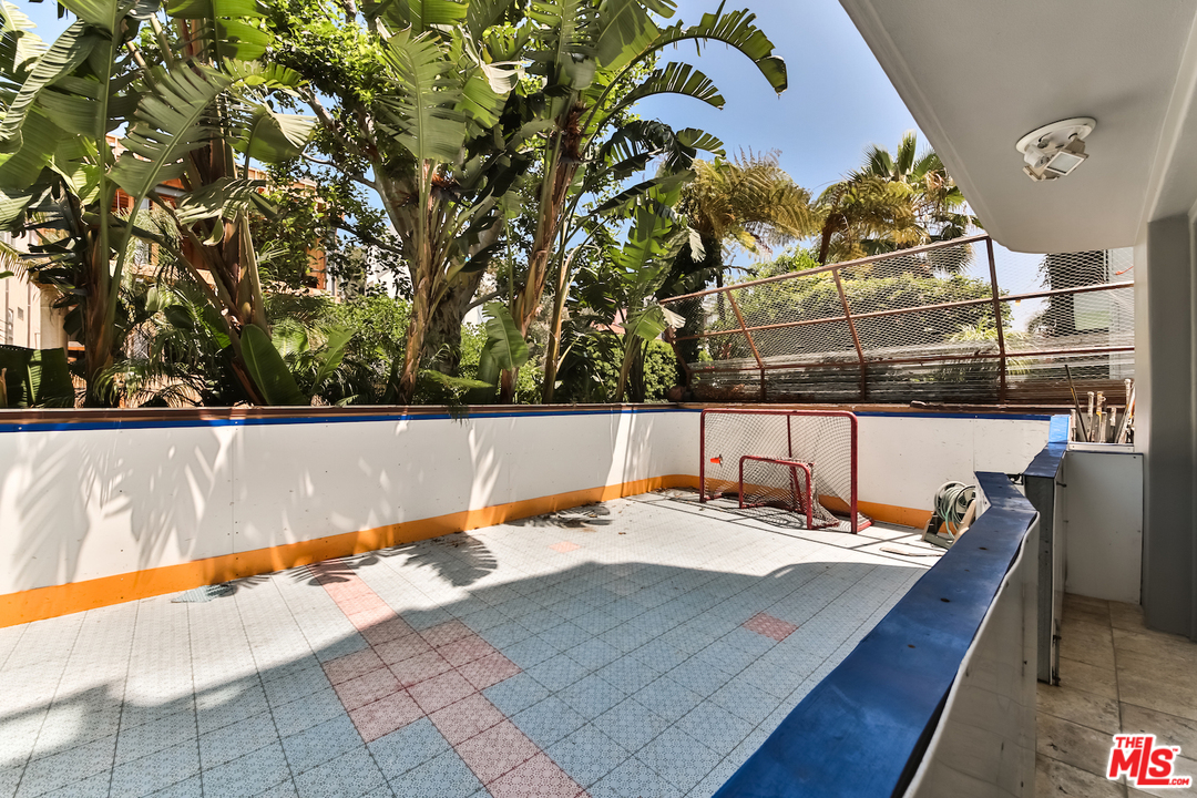 124 Reef Mall Marina del Rey, CA 90292 - Photo 25 of 44