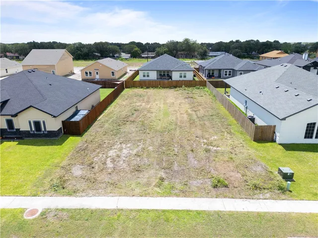 $79,000 | 106 Meadowbrook Drive, Odem, TX 78370