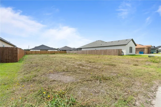 $79,000 | 106 Meadowbrook Drive, Odem, TX 78370