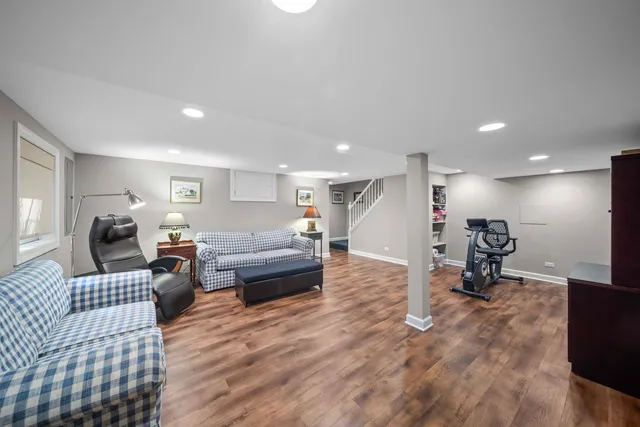 $875,000 | 1943 Sunnyside Circle, Northbrook, IL 60062