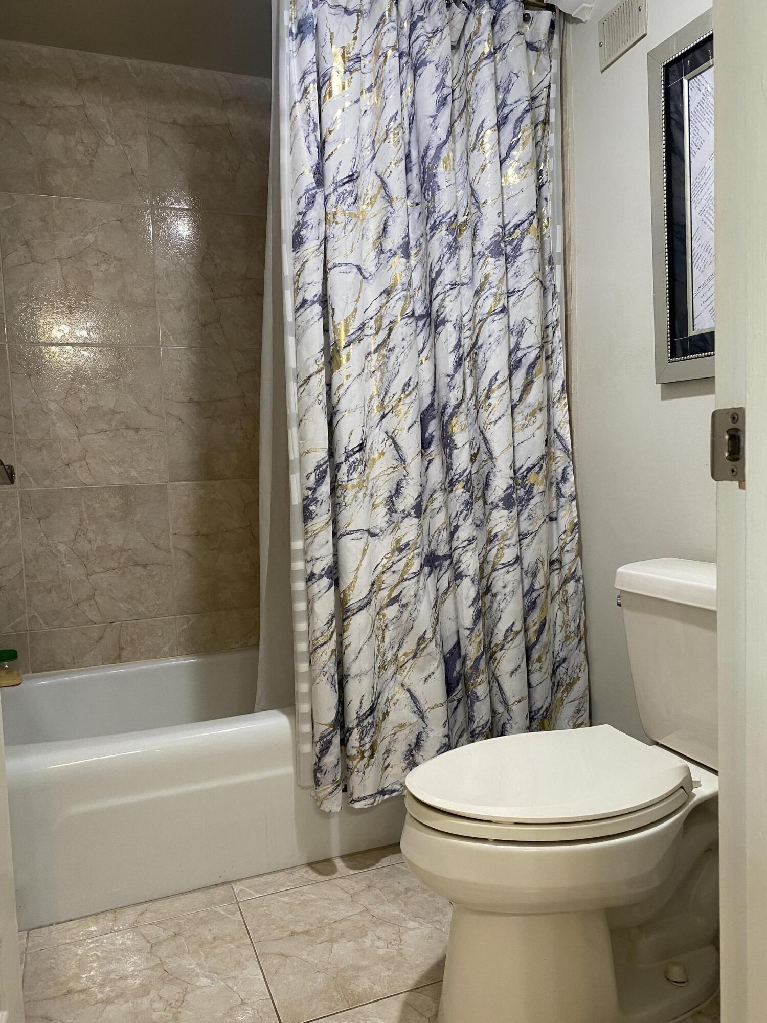 1 Royal Palm Way, Unit 201 Boca Raton, FL 33432 - Photo 19 of 50 IMG_1840
