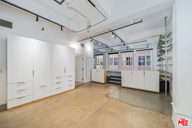 a view of a storage & utility room