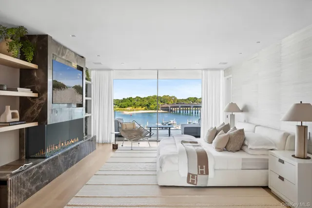 $17,900,000 | 2 B West Water Street, Sag Harbor, NY 11963