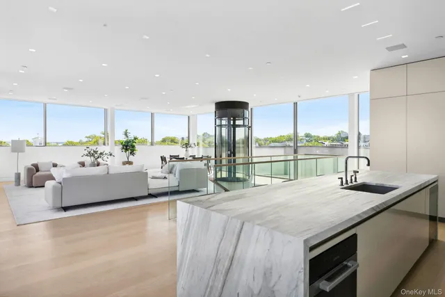 $17,900,000 | 2 B West Water Street, Sag Harbor, NY 11963