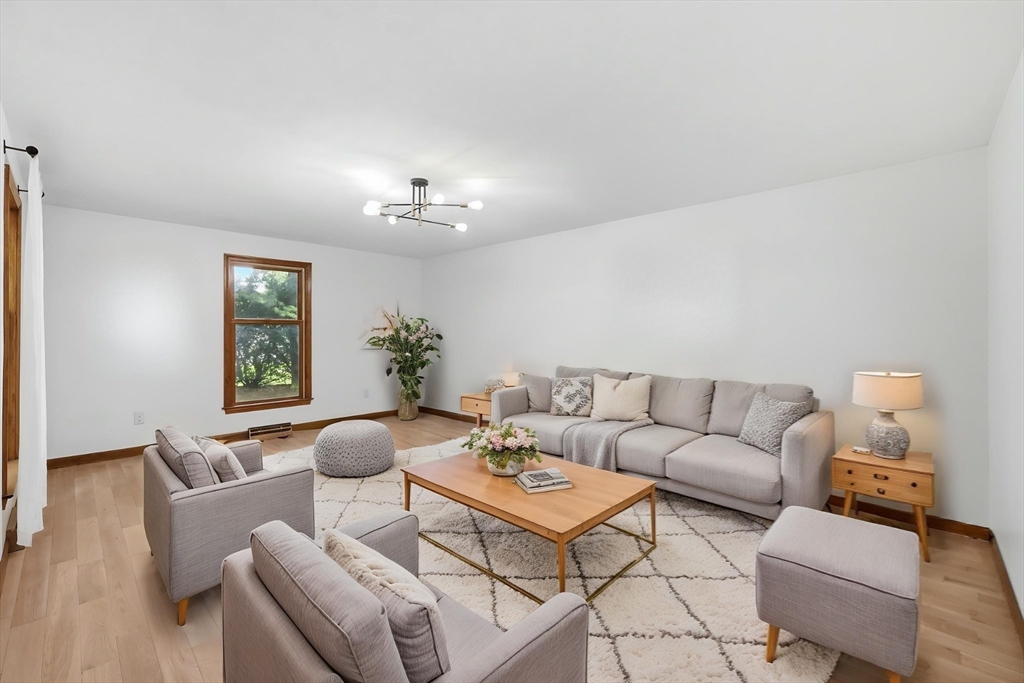 471 Porter Road East Longmeadow, MA 01028 - Photo 14 of 31 Gallery Image 14