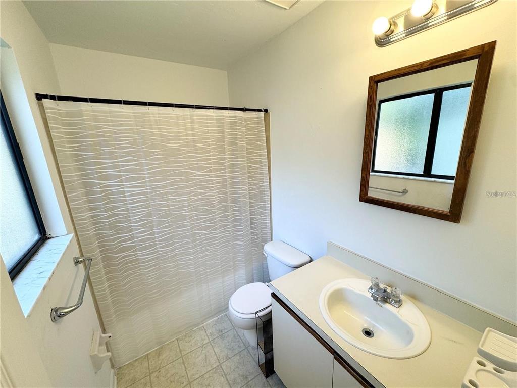 2300 Southwest 43rd Street, Unit M4 Gainesville, FL 32607 - Photo 11 of 16 Gallery Image 11