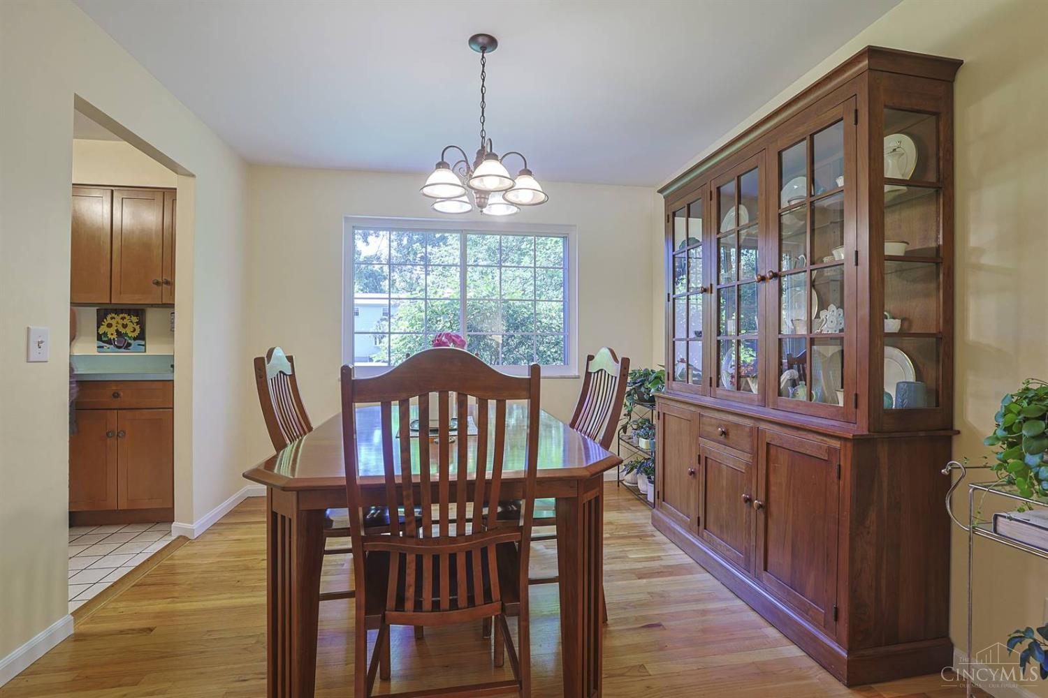 6993 East Galbraith Road Madeira, OH 45243 - Photo 13 of 52