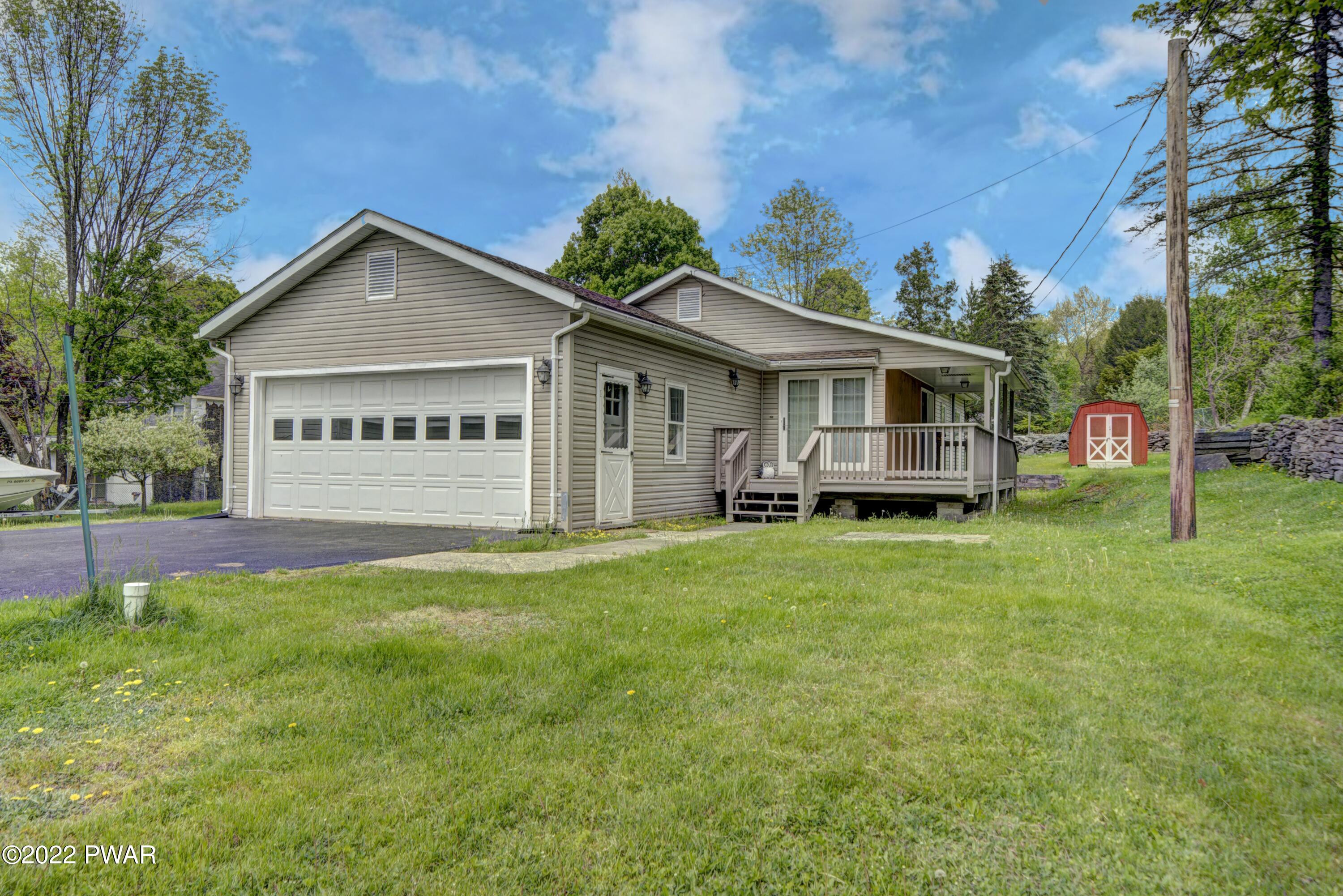 4 Riverside Drive Hawley, PA 18428 - Photo 1 of 24 Main