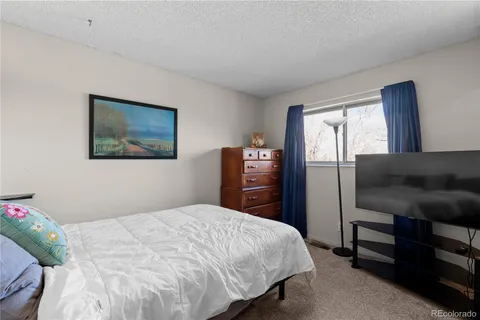 $499,000 | 3704 South Mission Parkway, Aurora, CO 80013