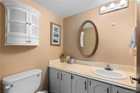 $499,000 | 3704 South Mission Parkway, Aurora, CO 80013