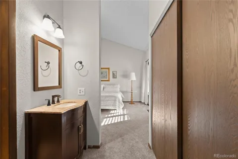 $499,000 | 3704 South Mission Parkway, Aurora, CO 80013