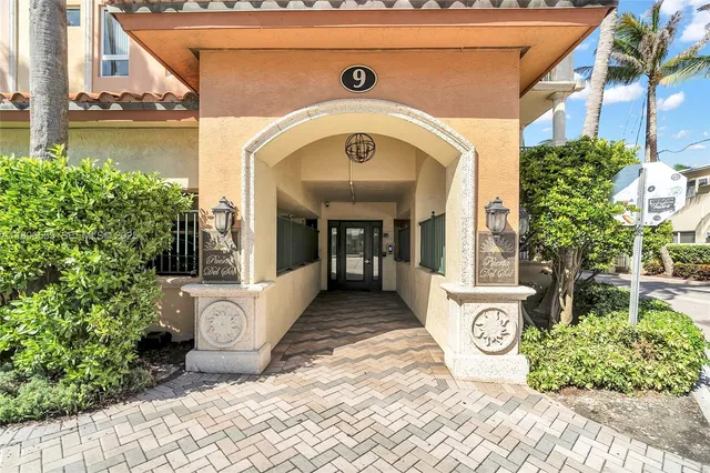 $4,695 | 9 Northeast 20th Avenue, Unit 302, Deerfield Beach, FL 33441