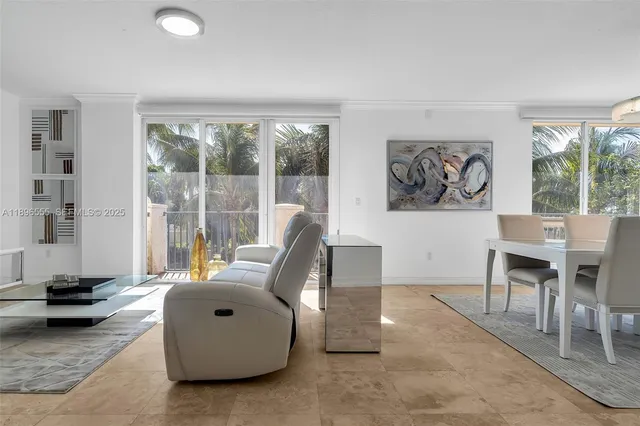 $4,695 | 9 Northeast 20th Avenue, Unit 302, Deerfield Beach, FL 33441