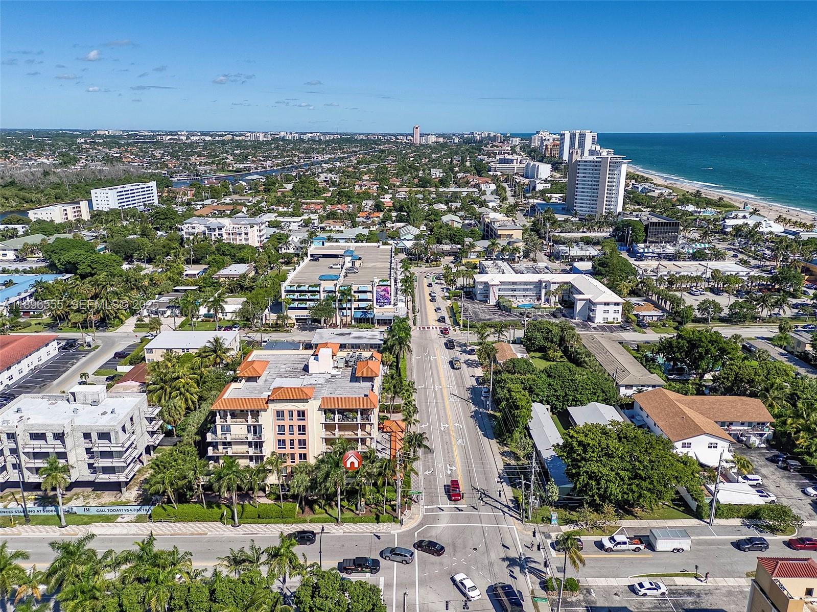 9 Northeast 20th Avenue, Unit 302 Deerfield Beach, FL 33441 - Photo 54 of 55 an aerial view of multiple house