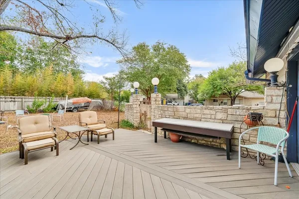 $3,900 | 8001 Briarwood Lane, Austin, TX 78757