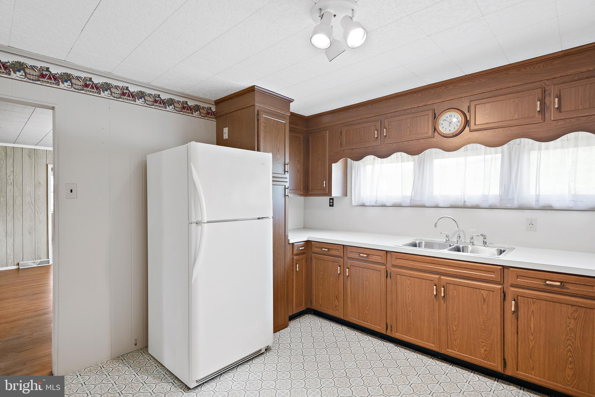 97 Miller Road Willow Street, PA 17584 - Photo 8 of 44 Gallery Image 8