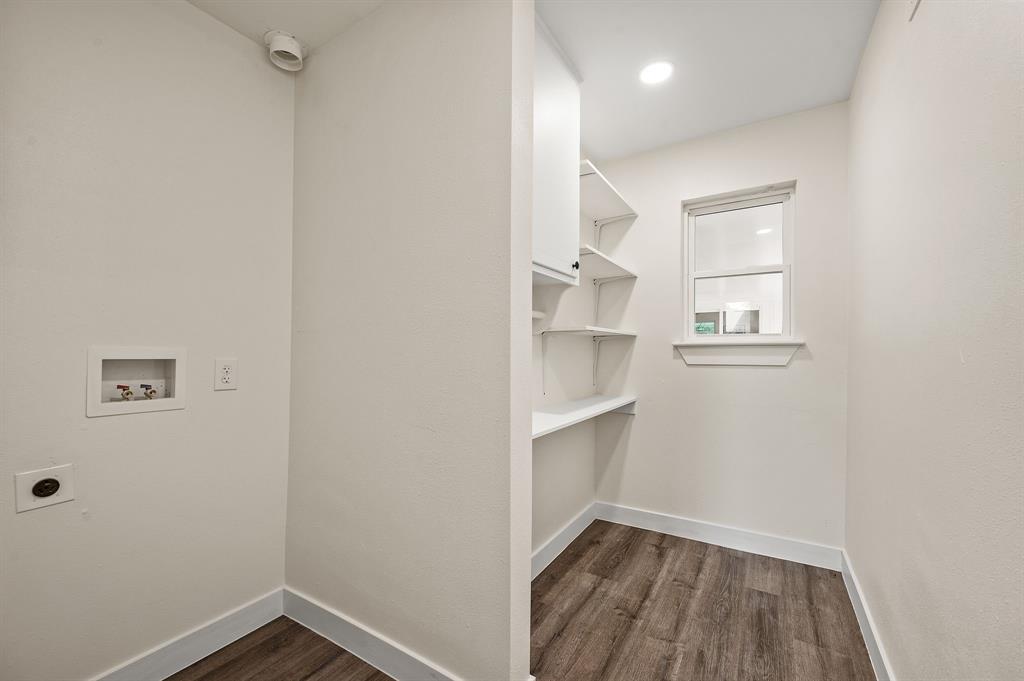 3208 Timberview Road Dallas, TX 75229 - Photo 18 of 32 Gallery Image 18