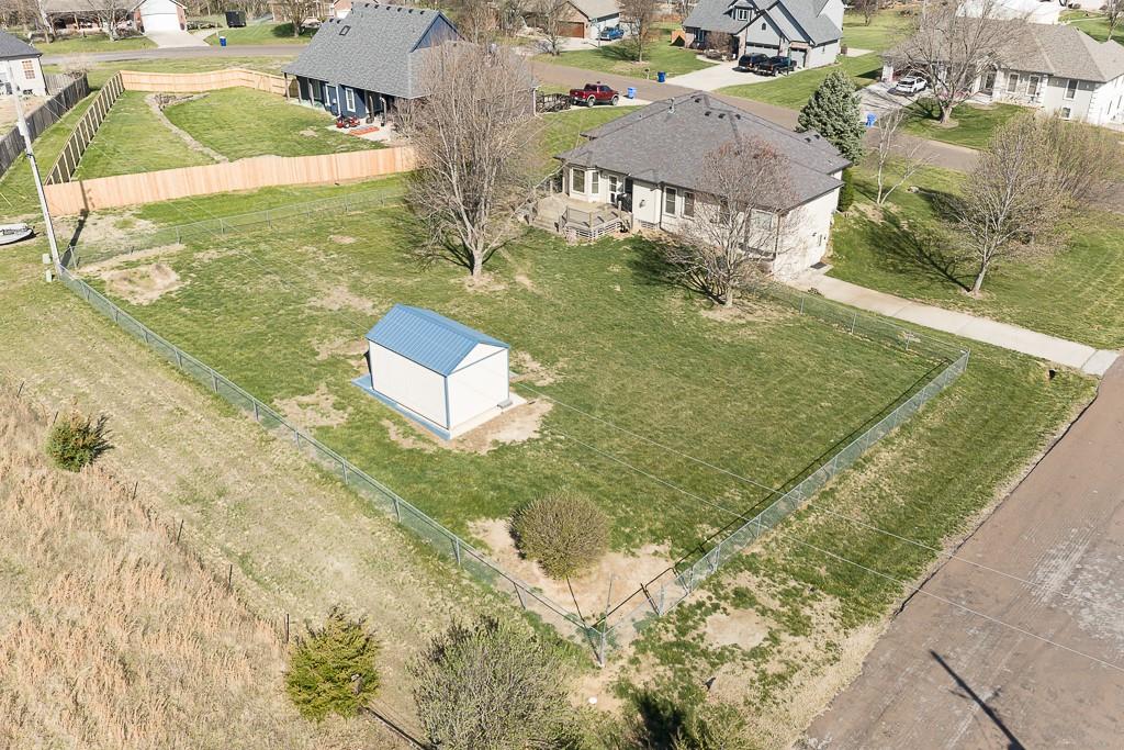 17956 157th Street Basehor, KS 66007 - Photo 5 of 8