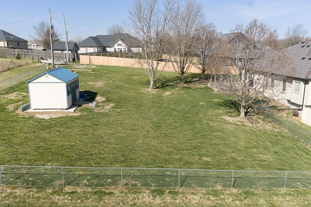 17956 157th Street Basehor, KS 66007 - Photo 8 of 8