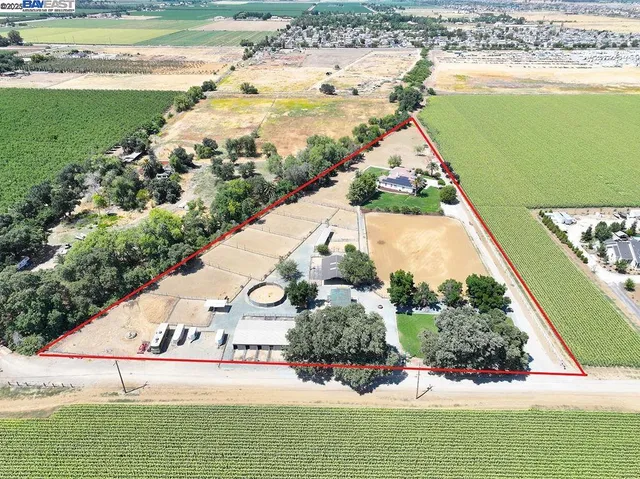 $2,099,888 | 3335 Kellogg Creek Road, Byron, CA 94514