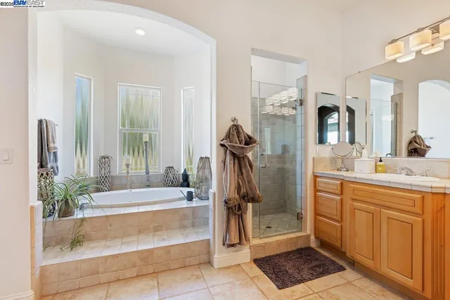 $2,099,888 | 3335 Kellogg Creek Road, Byron, CA 94514