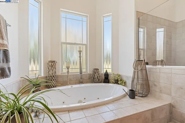 $2,099,888 | 3335 Kellogg Creek Road, Byron, CA 94514