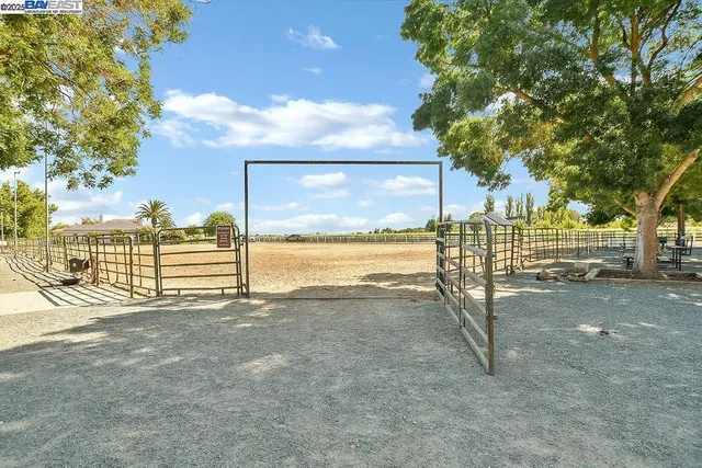 $2,099,888 | 3335 Kellogg Creek Road, Byron, CA 94514