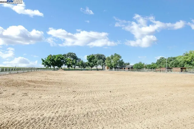 $2,099,888 | 3335 Kellogg Creek Road, Byron, CA 94514