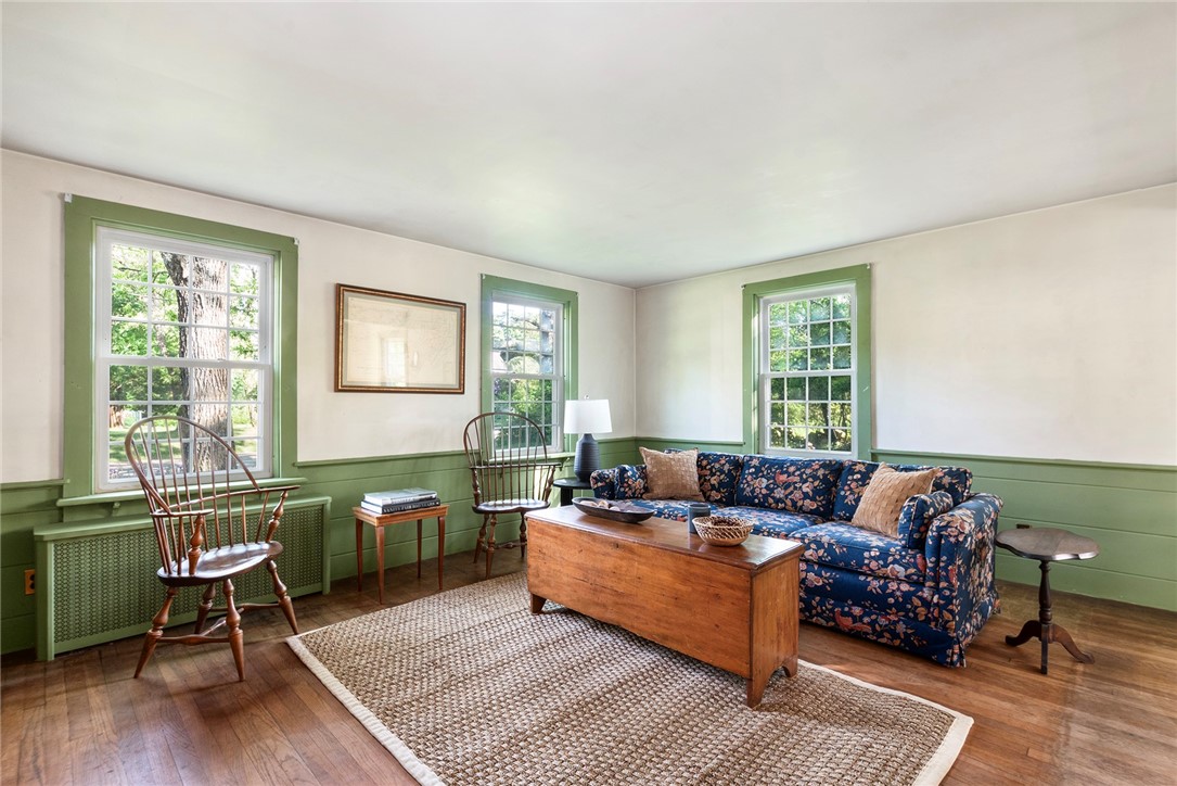 115 Middle Road East Greenwich, RI 02818 - Photo 6 of 44 Gallery Image 6
