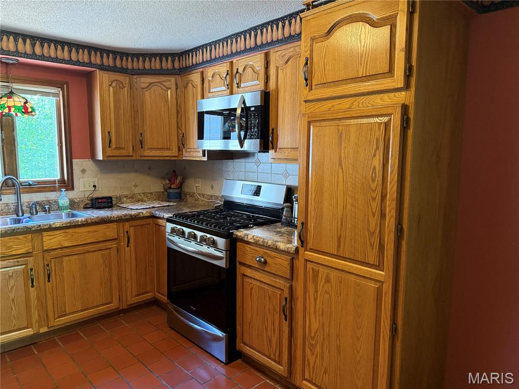 6 Riverpoint Road Hannibal, MO 63401 - Photo 10 of 33