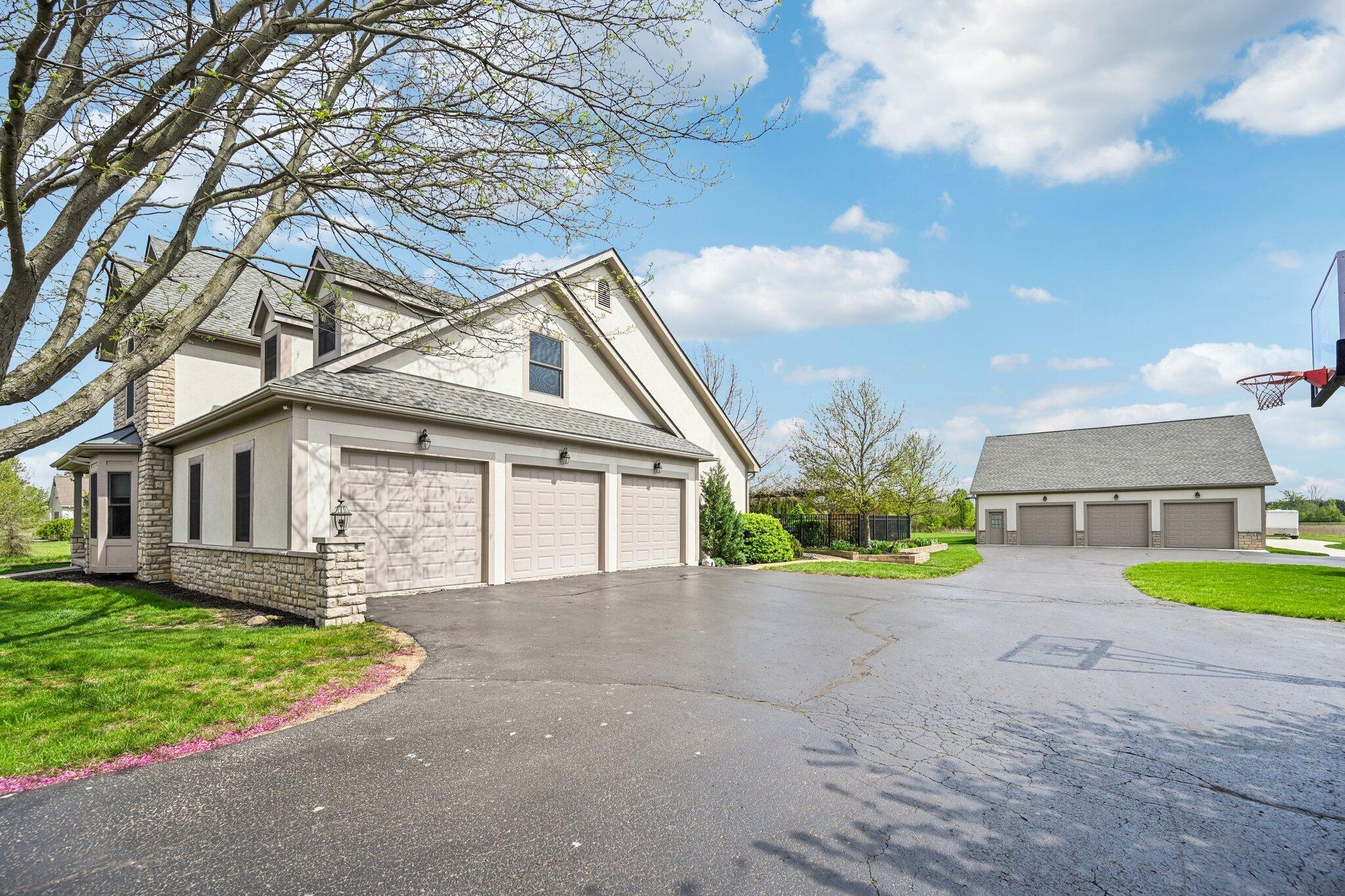 8147 Patterson Road Hilliard, OH 43026 - Photo 3 of 76 1-web-or-mls-Patterson Rd-S1504-004