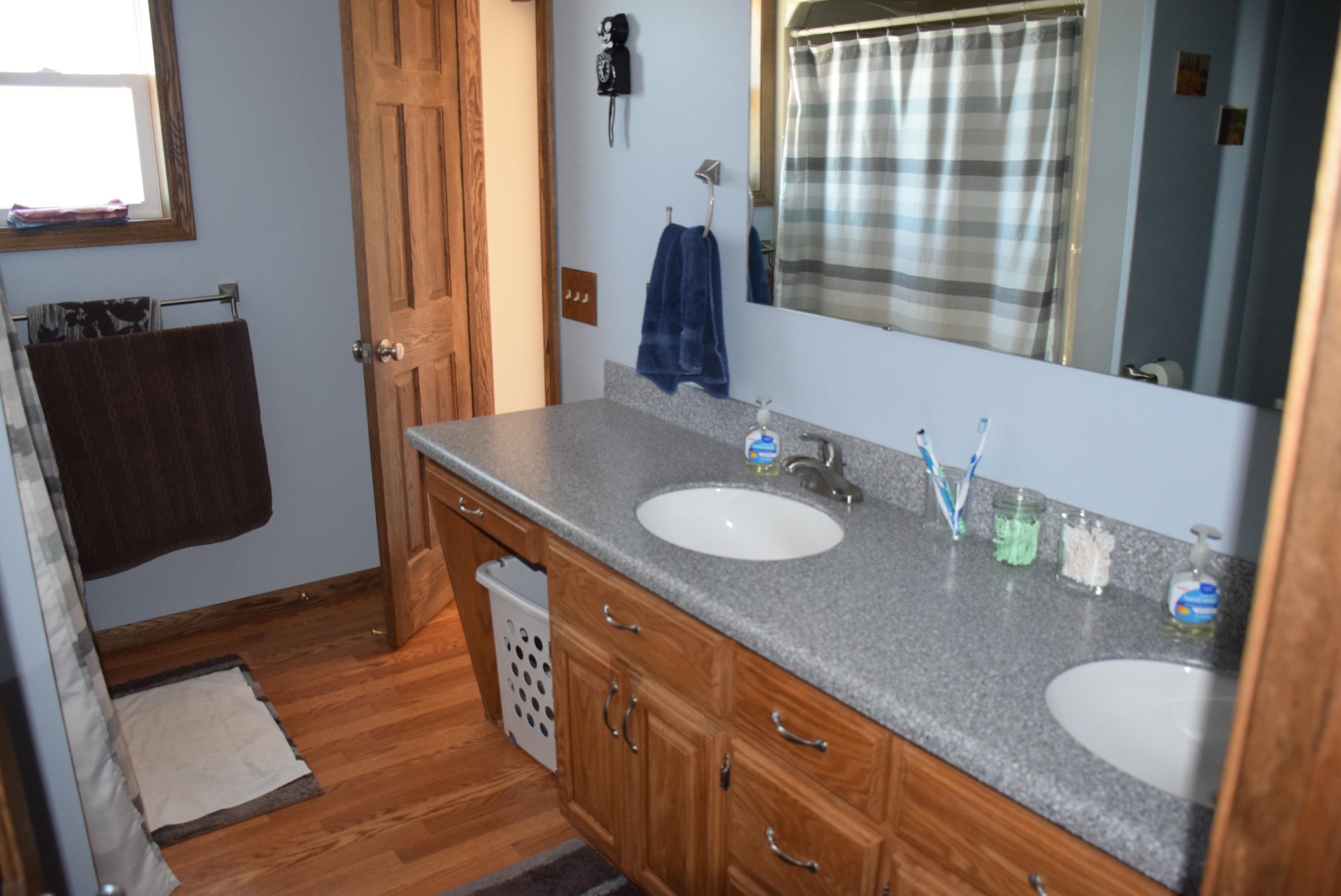 953 South Crawford Road Mount Pleasant, MI 48858 - Photo 5 of 23 1904354-4.JPG