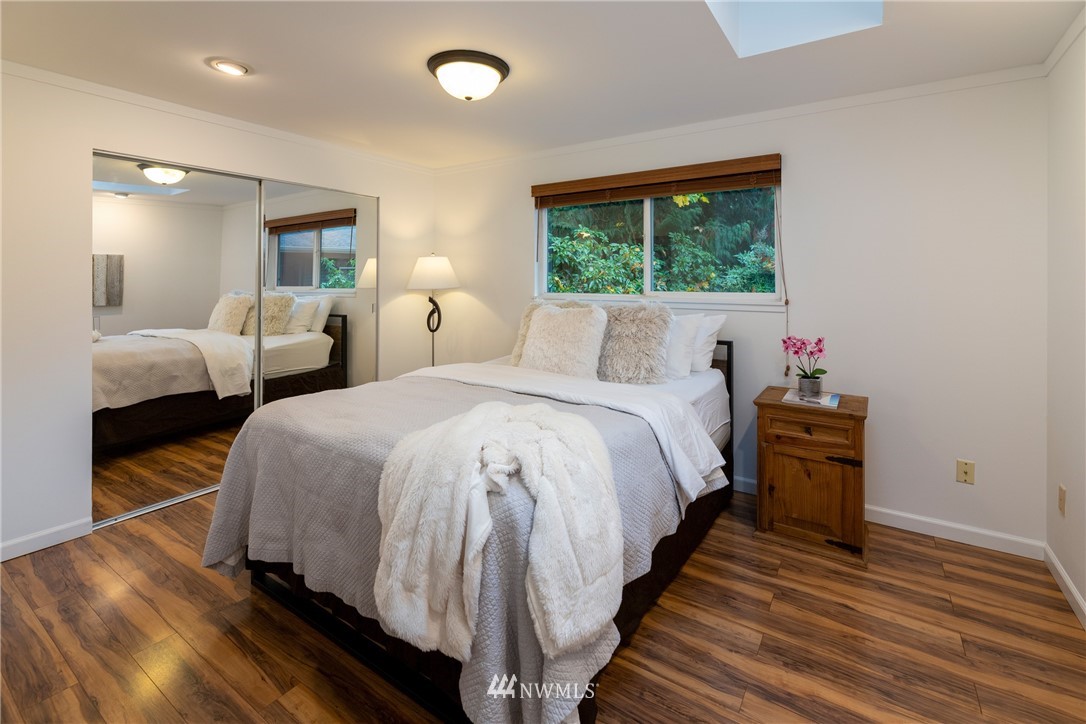16945 Southeast 149th Street Renton, WA 98059 - Photo 29 of 40 a bed room with two beds and a window
