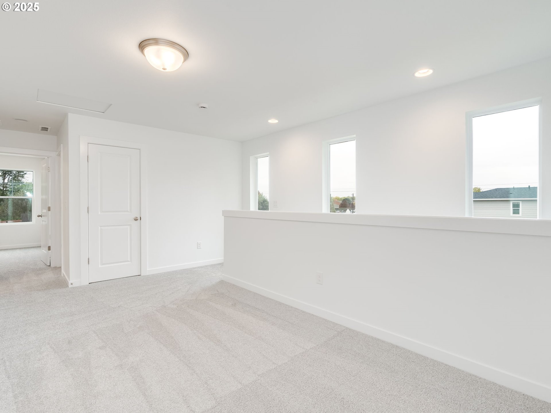 2125 Southwest 5th Place Battle Ground, WA 98604 - Photo 19 of 36 an empty room with window