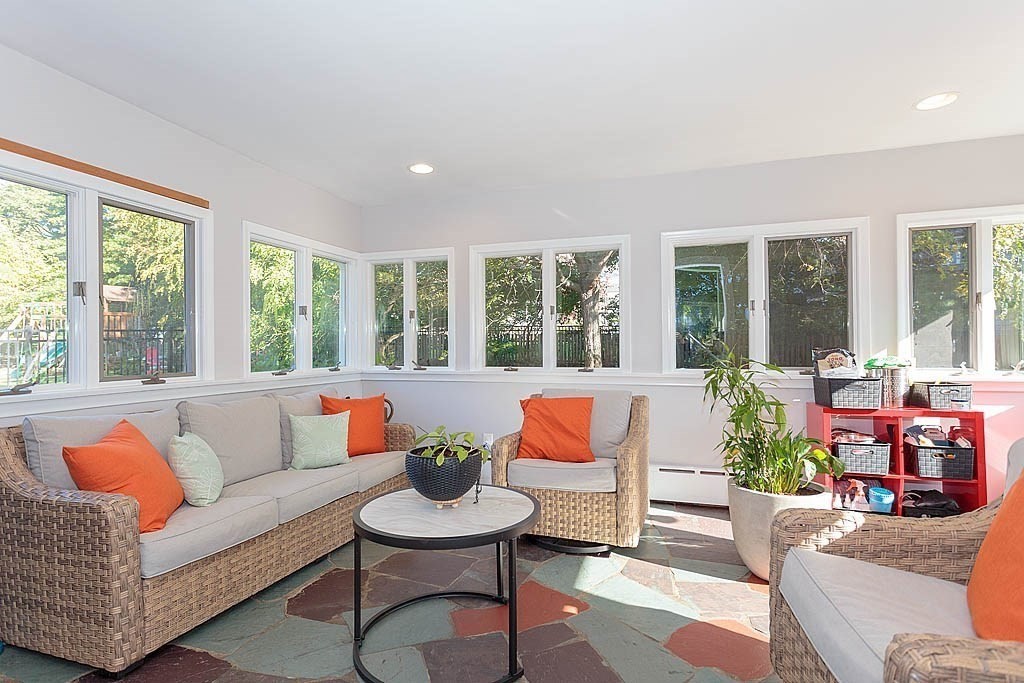 53 Bacon Street Winchester, MA 01890 - Photo 10 of 33