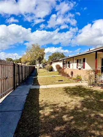 $1,600 | 712 East Arizona Avenue, Unit A, DeLand, FL 32724