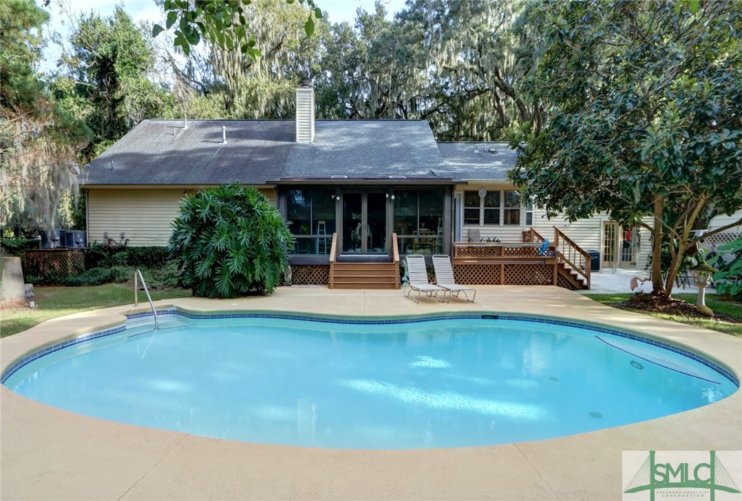 1537 Walthour Road Savannah, GA 31410 - Photo 11 of 40